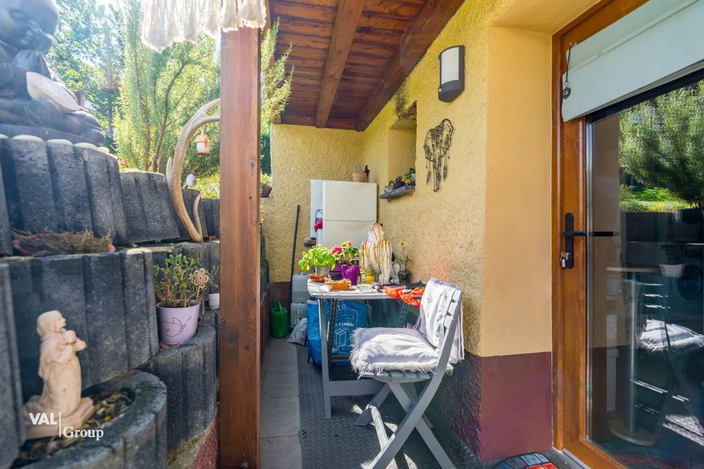Casa di 4 locali in vendita a Chalais - immagine 1/13