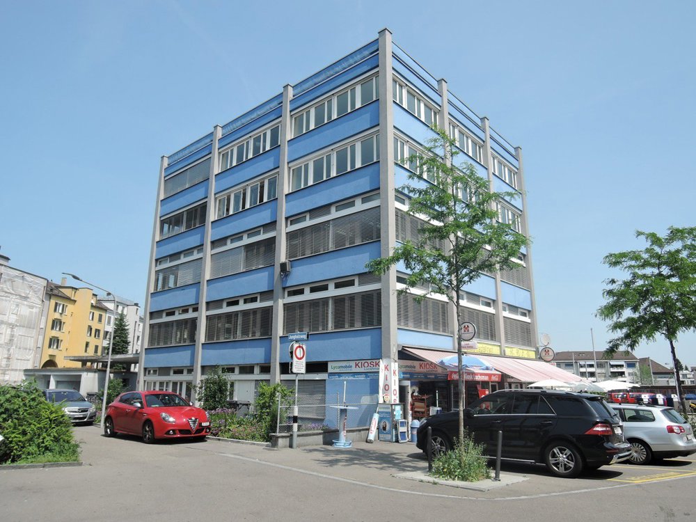 Bureau & Commerce null pièces à louer à Zurich - image 1/12
