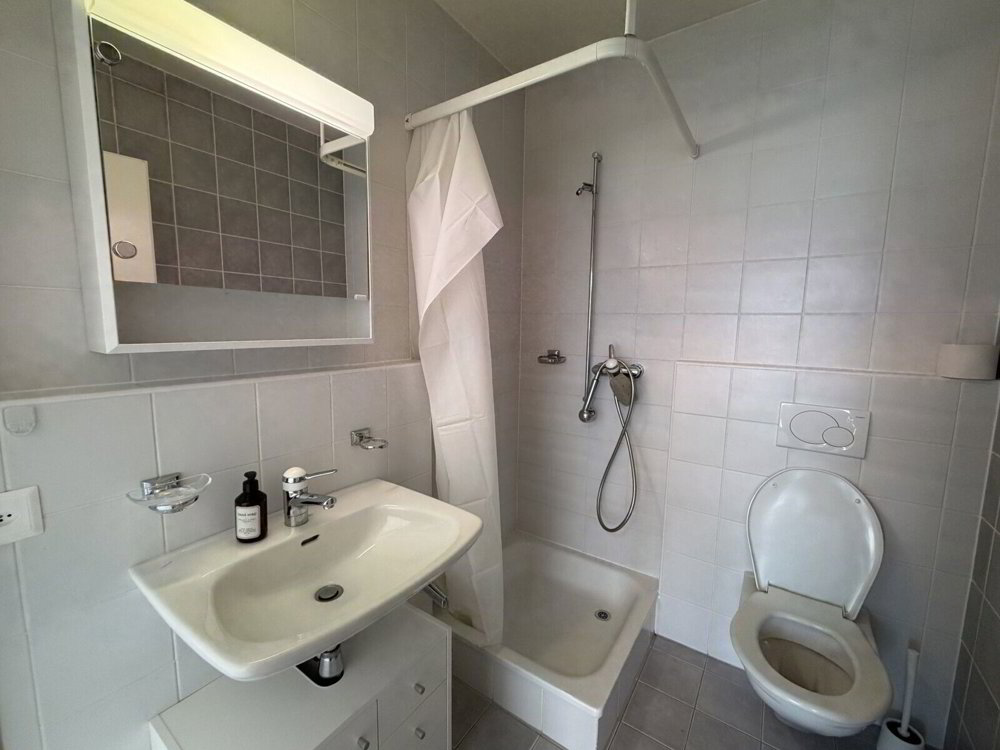 Appartement 6.5 pièces à louer à Genève - image 1/7