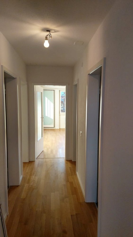 Appartement 4 pièces à louer à Burgdorf - image 1/6