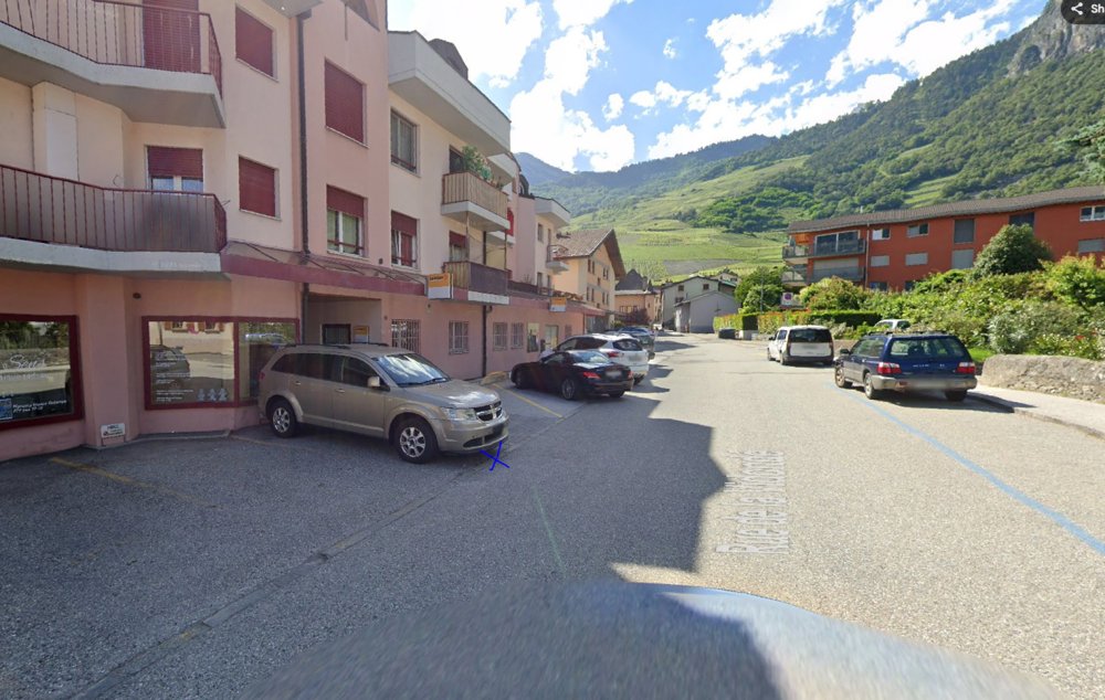 Parcheggio, garage di null locali in affitto a Leytron - immagine 1/1