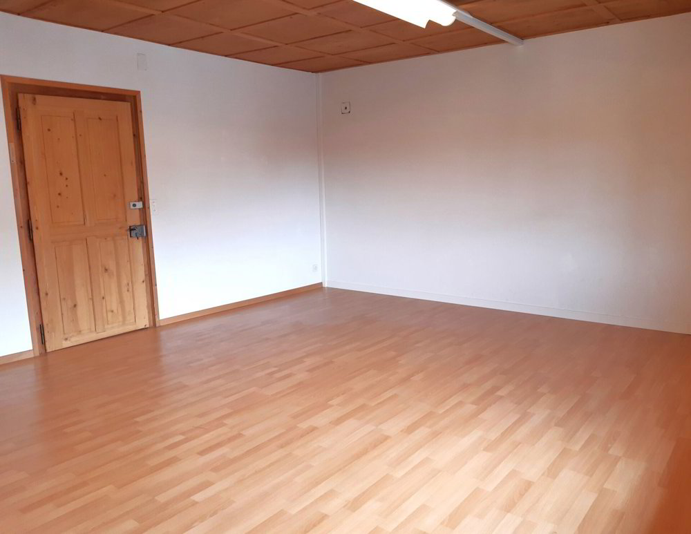 Ufficio & Commercio di null locali in affitto a Schwarzenburg - immagine 1/5