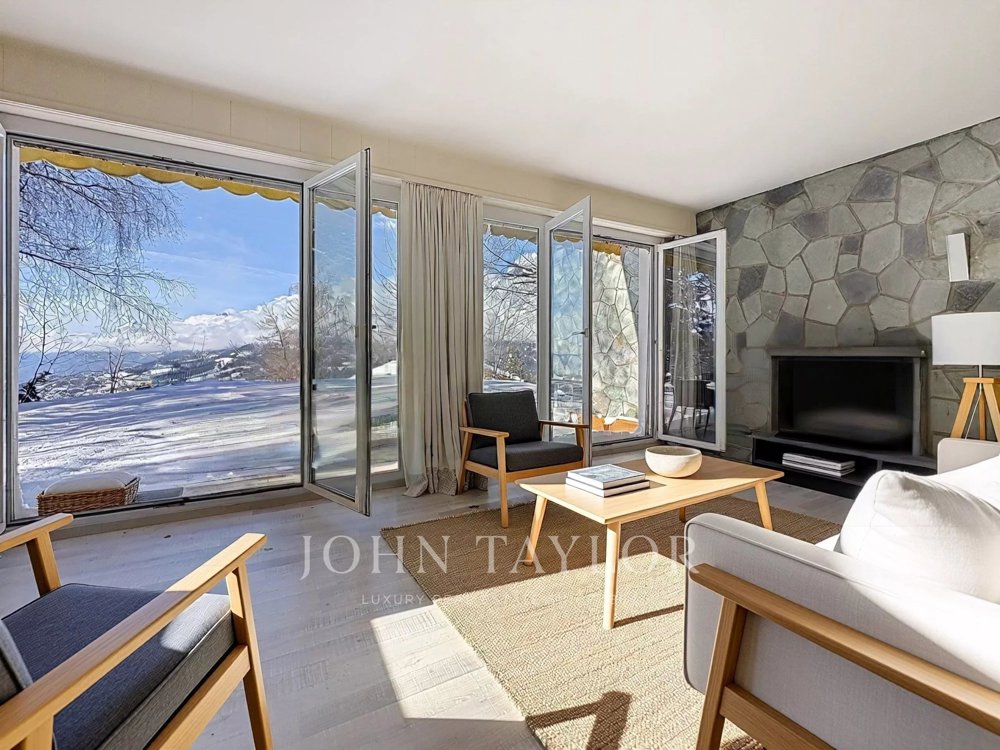 Casa di 5 locali in vendita a Crans-Montana - immagine 1/8