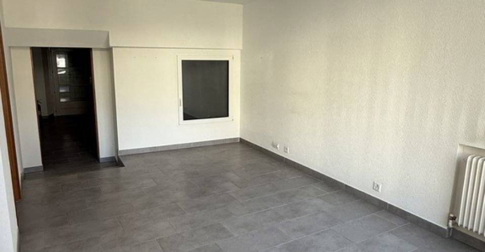 Ufficio & Commercio di null locali in affitto a Bex - immagine 1/7