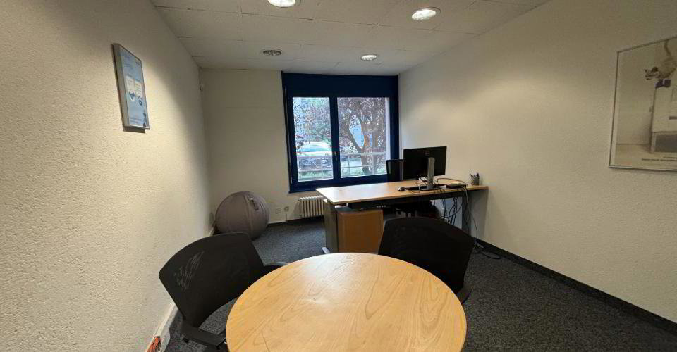 null rooms Office & Commercial for rent in Renens VD - image 1/8