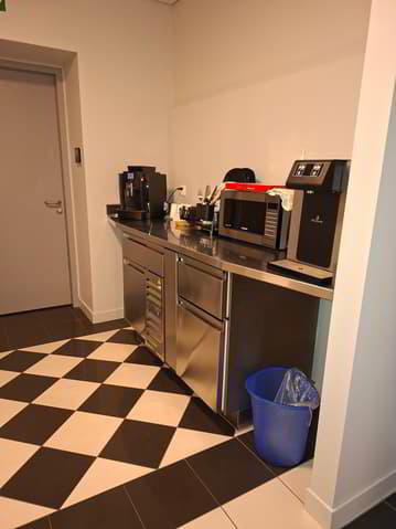 4 Zimmer Büro zu vermieten in La Chaux-de-Fonds - Bild 1/6