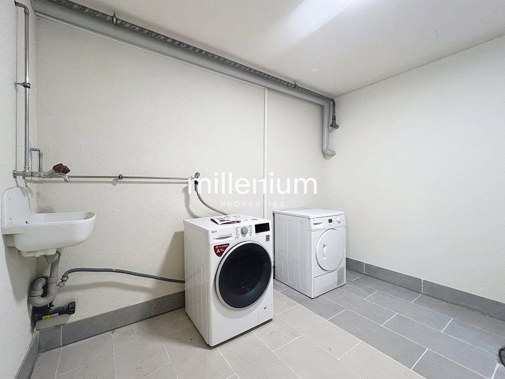 6 Zimmer Haus zu vermieten in Bellevue - Bild 1/20