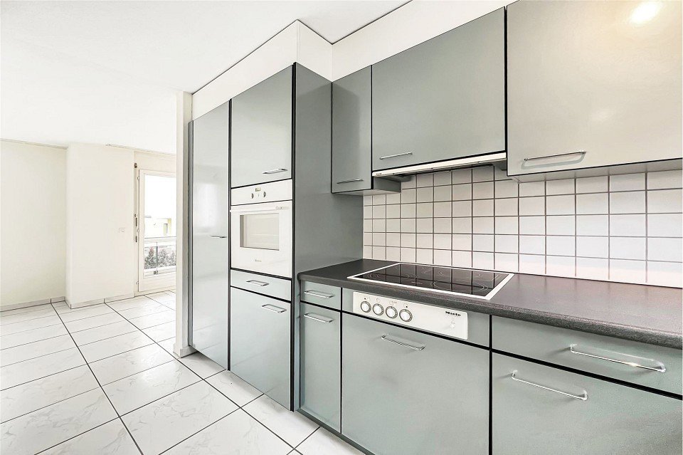 3.5 rooms Apartment to buy in Immensee - image 1/13