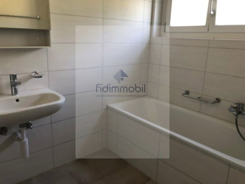 Appartamento di 4 locali in affitto a La Chaux-de-Fonds - immagine 1/7
