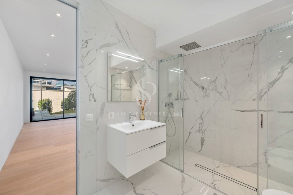 Maison 6.5 pièces à acheter à Viganello - image 1/16