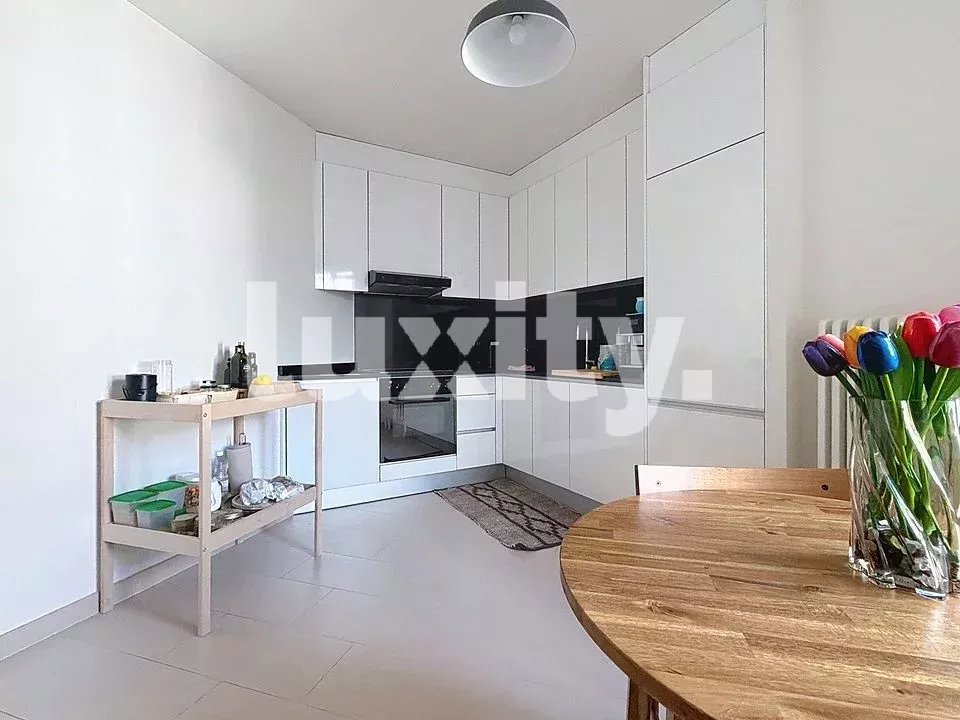 Appartement 4 pièces à louer à Genf - image 1/3