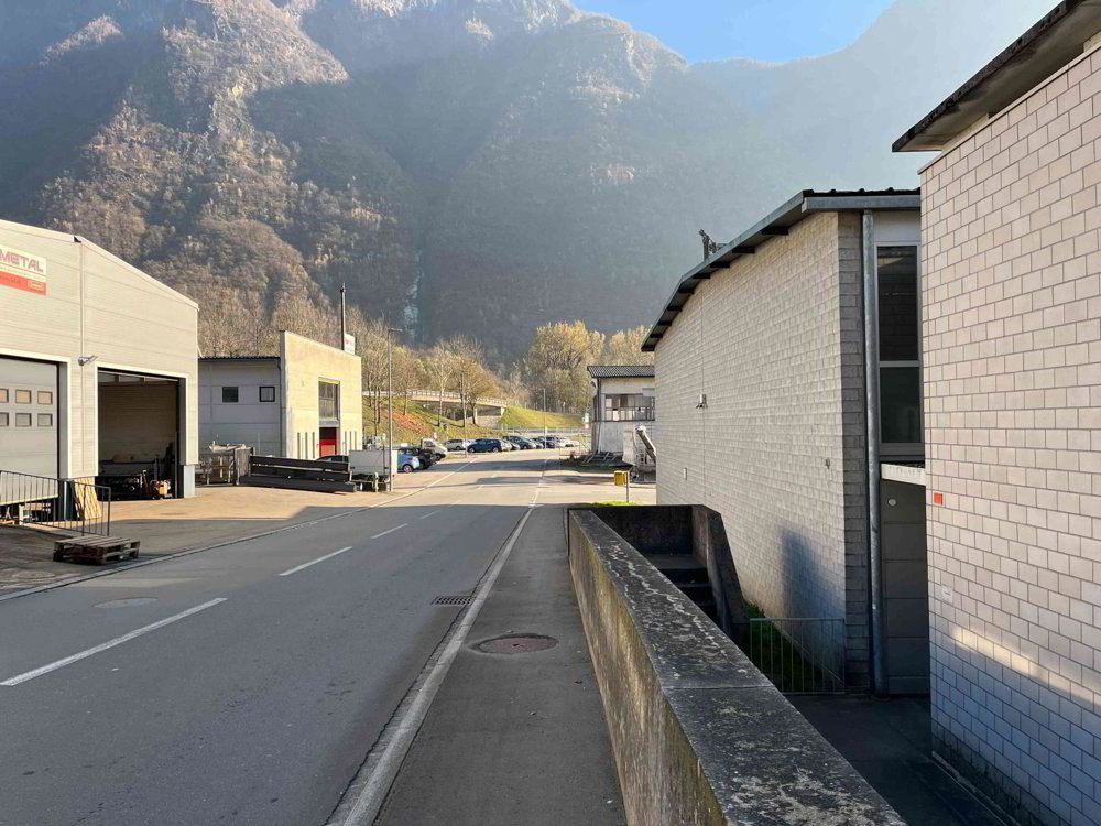2 Zimmer Büro zu vermieten in Grono - Bild 1/7