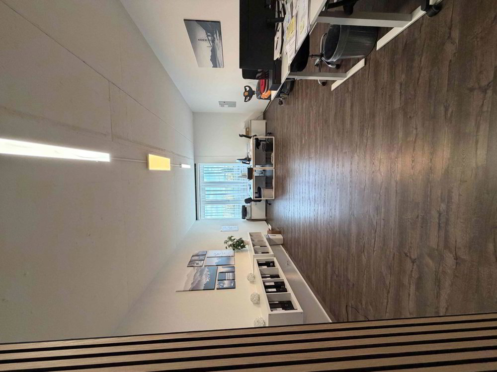 3 rooms Office & Commercial for rent in Steinhausen - image 1/3