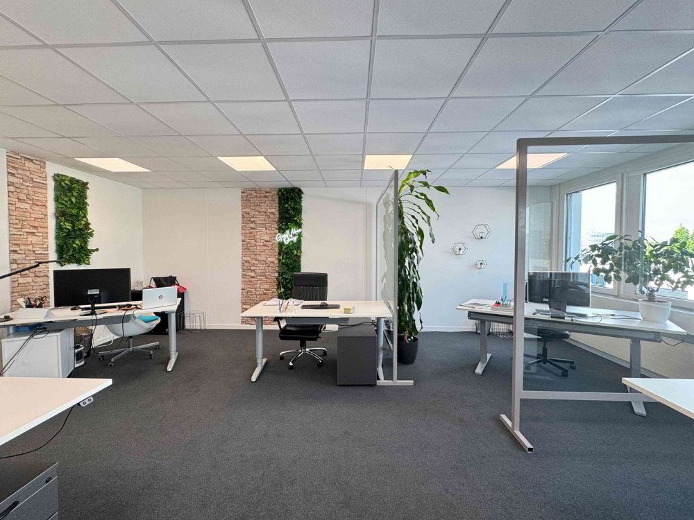 1 rooms Office & Commercial for rent in Steinhausen - image 1/1