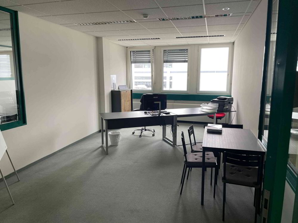 Ufficio & Commercio di 1 locali in affitto a Reinach BL - immagine 1/4