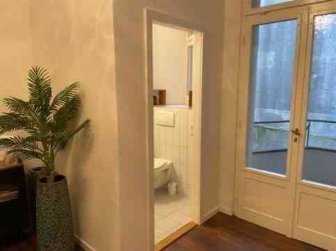1 rooms Office & Commercial for rent in Zürich - image 1/6