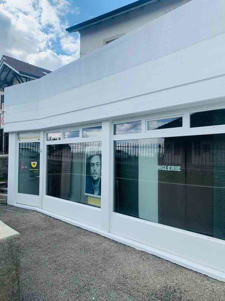 2.5 Zimmer Büro zu vermieten in Neuchâtel - Bild 1/3