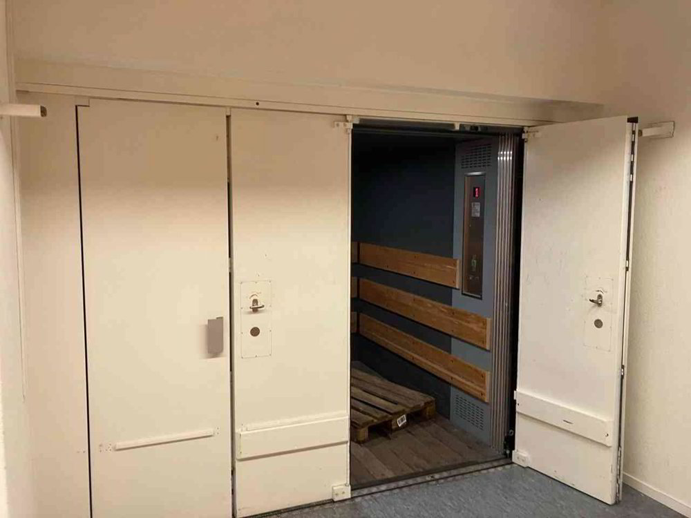 1 Zimmer Büro zu vermieten in Zürich - Bild 1/8