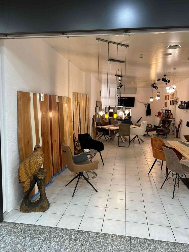 2 rooms Office & Commercial for rent in Weinfelden - image 1/10