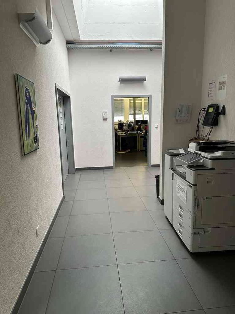 Ufficio & Commercio di 3 locali in affitto a Neuchâtel - immagine 1/8