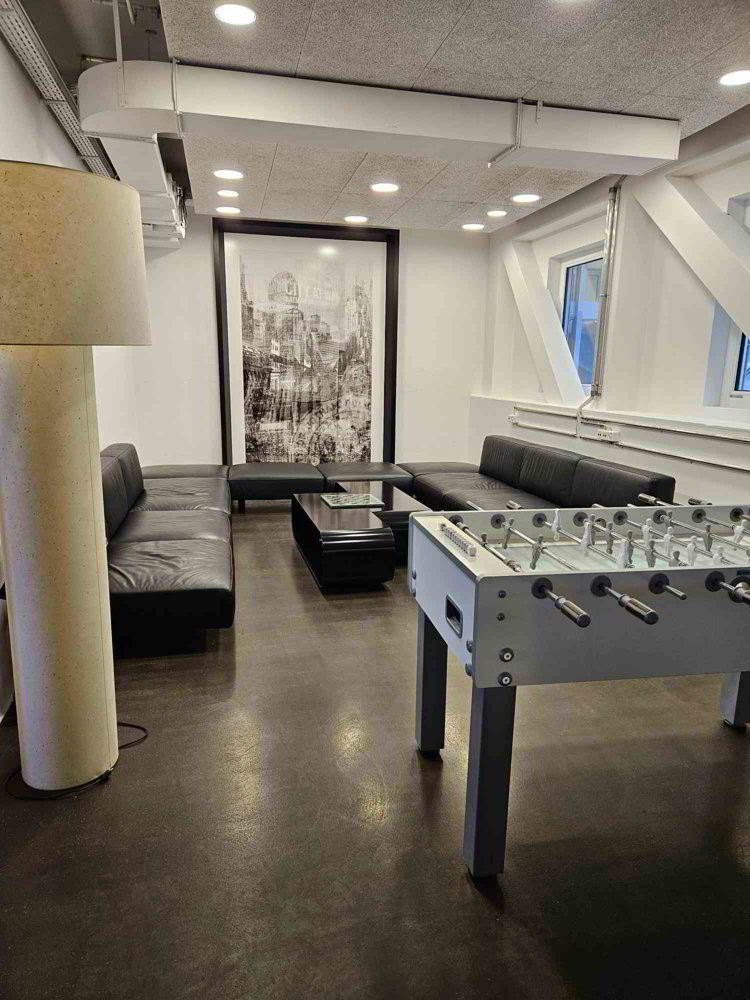 1 Zimmer Büro zu vermieten in Zurigo - Bild 1/8