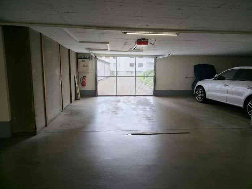 Parking, garage null pièces à louer à Jona - image 1/8