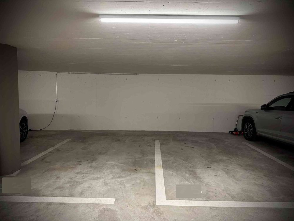 null Zimmer Parkplatz, Garage zu vermieten in Schötz - Bild 1/1