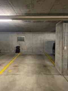 Parking, garage null pièces à louer à Saint-Gall - image 1/1