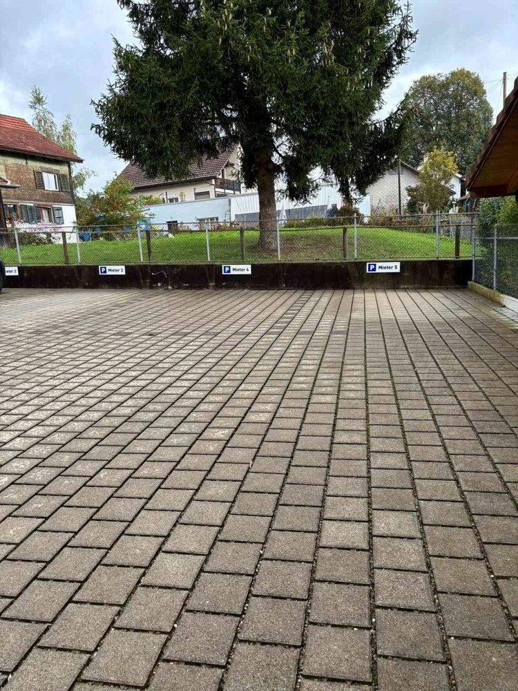 Parcheggio, garage di null locali in affitto a Thundorf - immagine 1/1