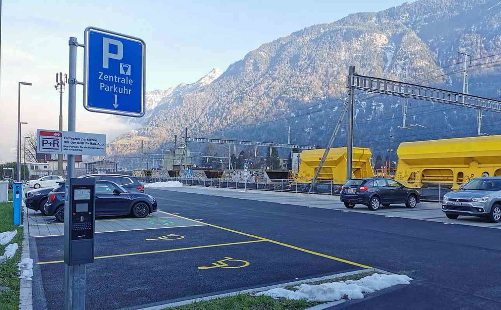 null rooms Car park, garage for rent in Altdorf UR - image 1/1