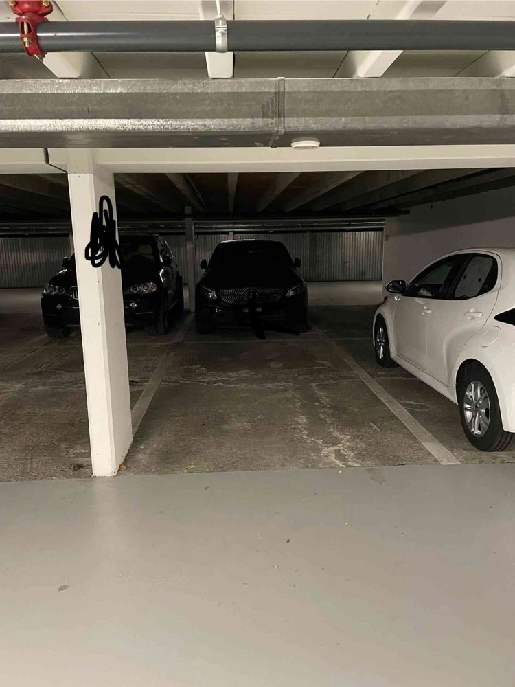 Parking, garage null pièces à louer à Thônex - image 1/1