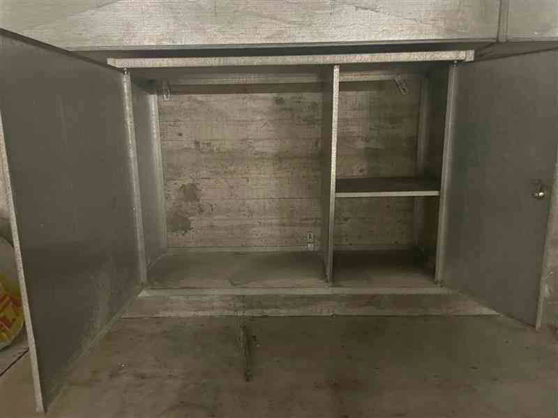 null rooms Car park, garage for rent in Zollikerberg - image 1/3