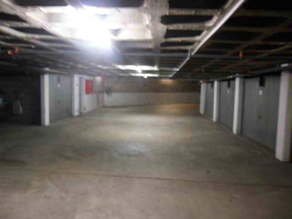 Parcheggio, garage di null locali in affitto a Geneva - immagine 1/2