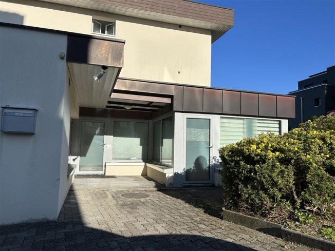 Ufficio & Commercio di null locali in affitto a Schindellegi - immagine 1/1