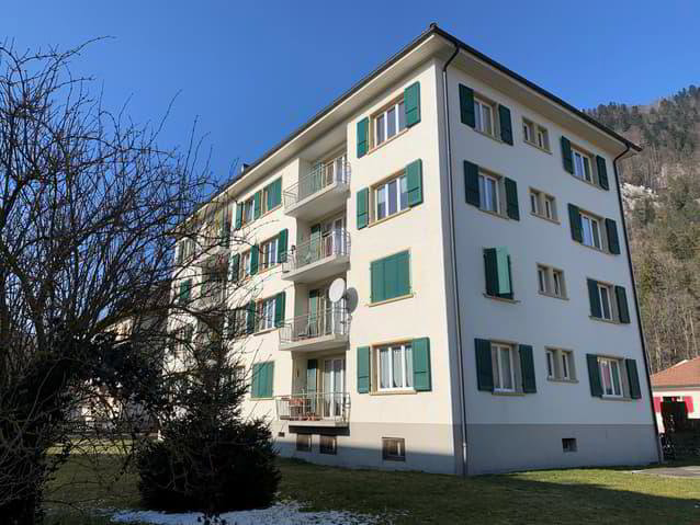 Appartamento di 4 locali in affitto a Fleurier - immagine 1/10