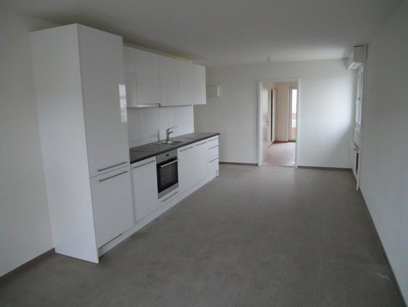 null rooms Office & Commercial to buy in La Chaux-de-Fonds - image 1/5