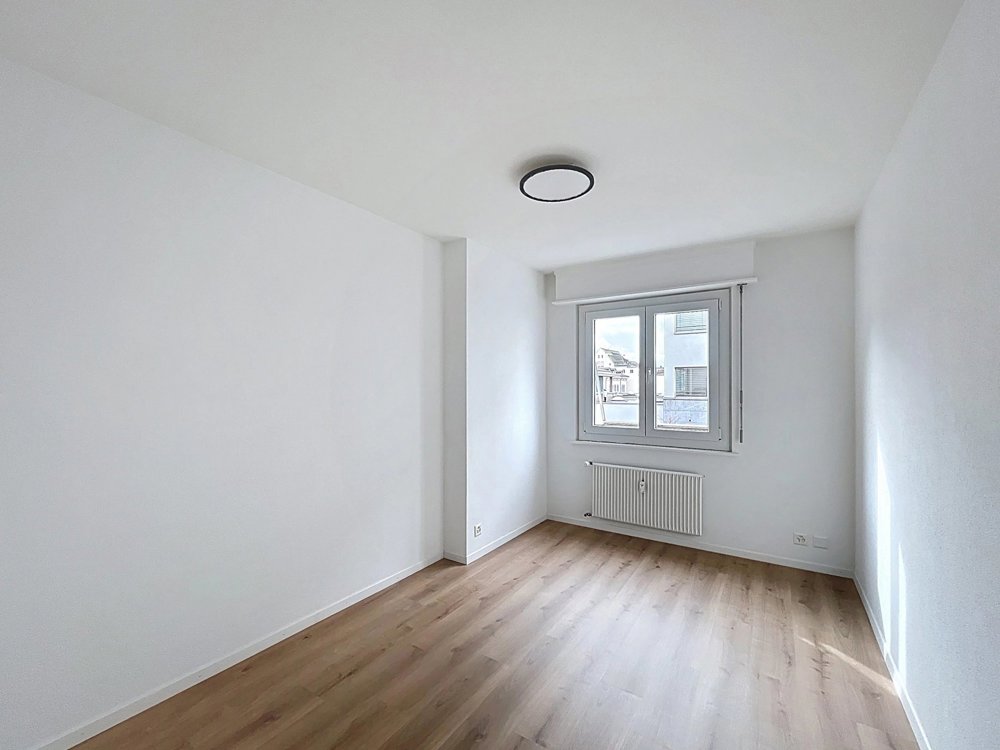 Appartamento di 4 locali in vendita a Sierre - immagine 1/13