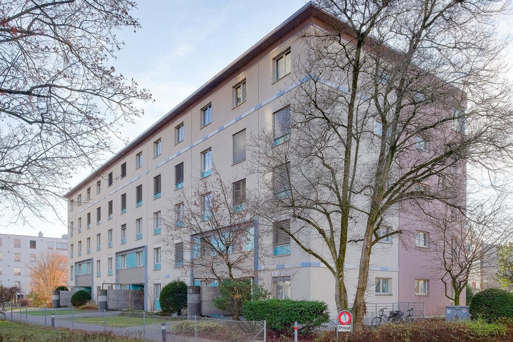 null rooms Car park, garage for rent in Allschwil - image 1/1