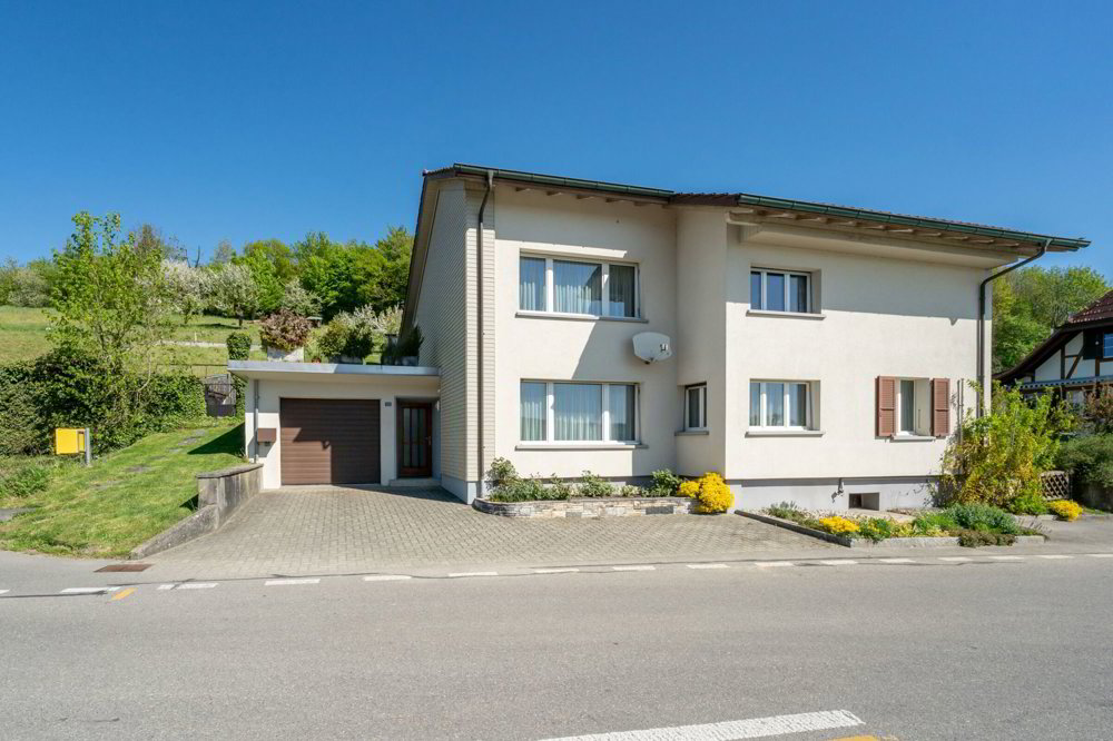 Casa di 6 locali in vendita a Brittern - immagine 1/13