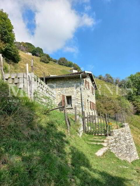 Casa di 3.5 locali in vendita a Muggio - immagine 1/8