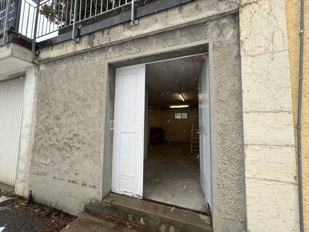 Ufficio & Commercio di 6 locali in affitto a Le Locle - immagine 1/12