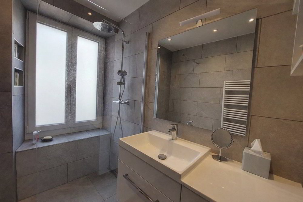 null rooms House to buy in Couvet - image 1/10