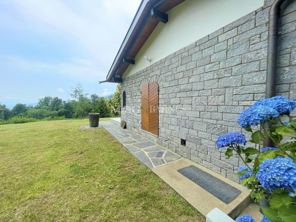 Maison 3.5 pièces à acheter à Odogno - image 1/14