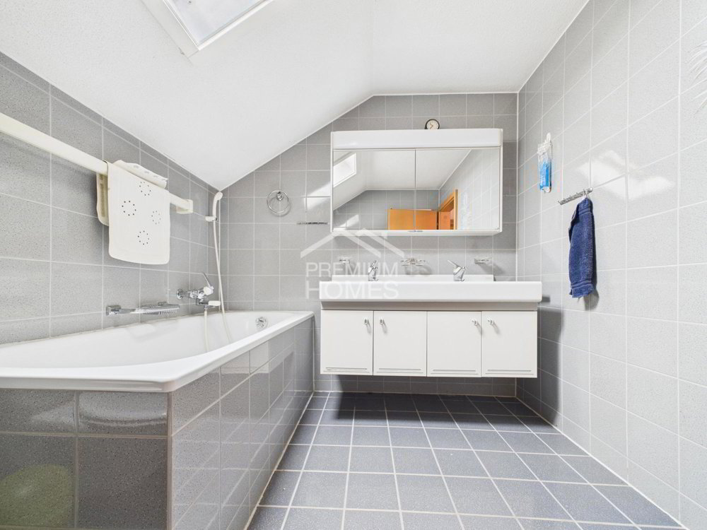 Maison 5 pièces à acheter à Schötz - image 1/9