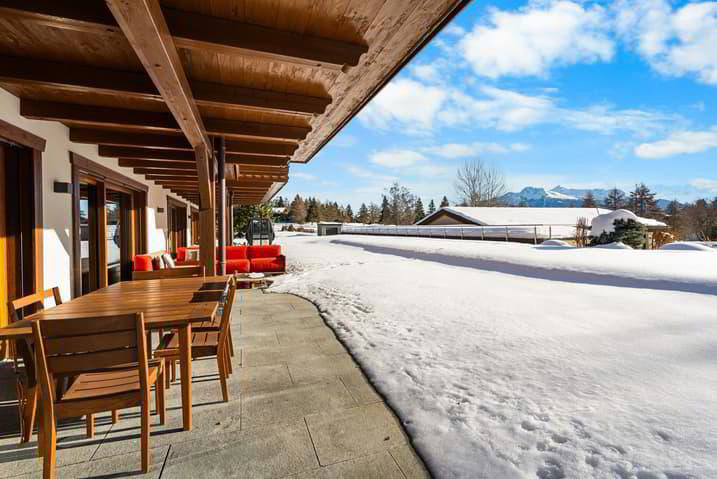 5.5 rooms Apartment to buy in Crans-Montana - image 1/13