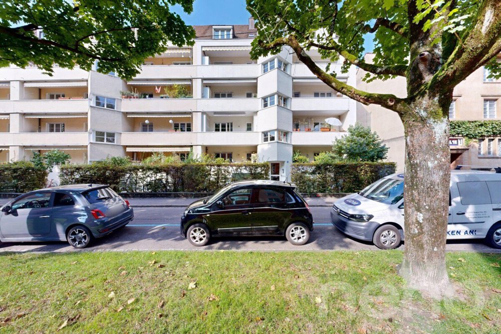 3 rooms Apartment to buy in Basel - image 1/11