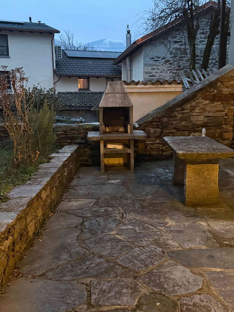 Casa di 6.5 locali in vendita a Losone - immagine 1/13