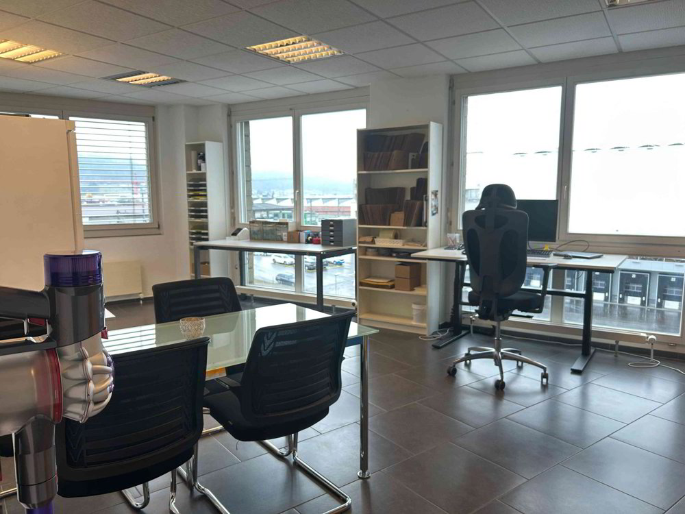 1 Zimmer Büro zu vermieten in Regensdorf - Bild 1/6