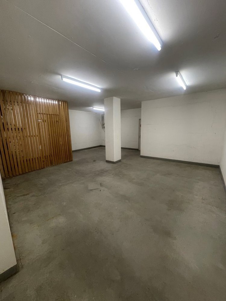 Ufficio & Commercio di null locali in affitto a Neuchâtel - immagine 1/2