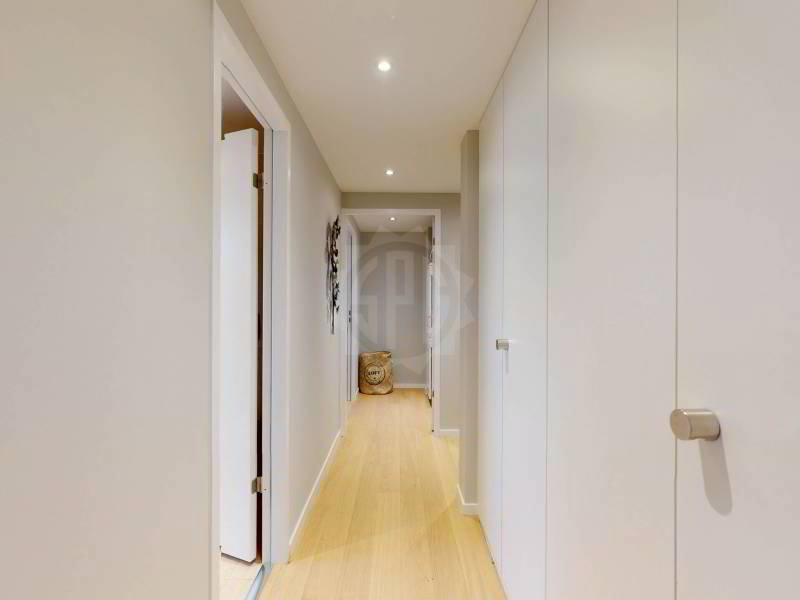 Appartamento di 5 locali in vendita a Geneva - immagine 1/12